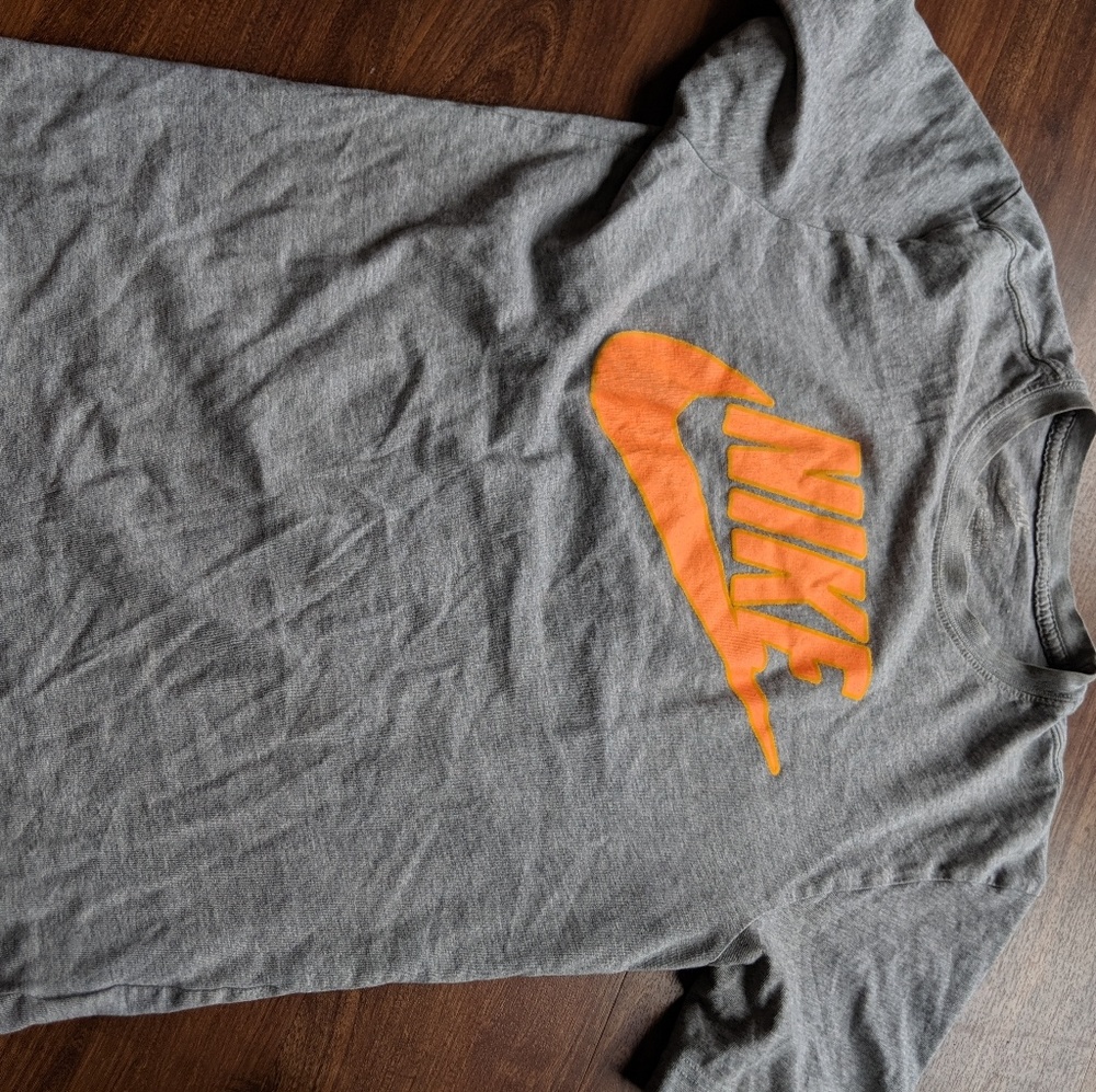 Nike Tee